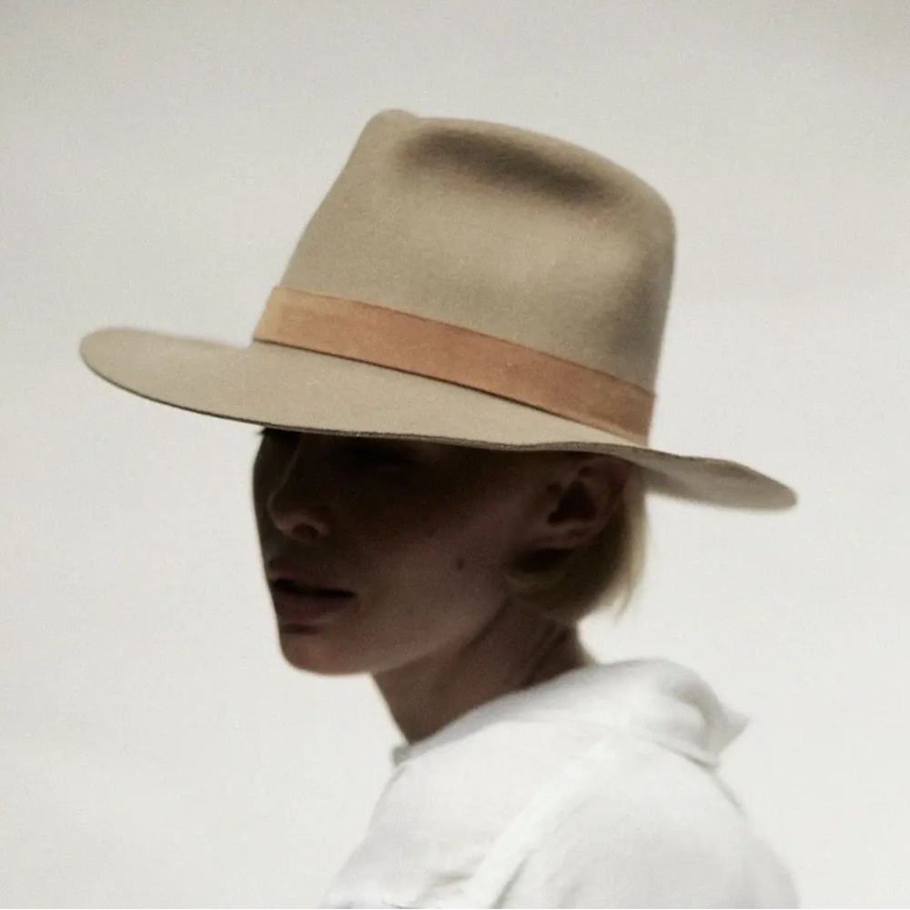 Janessa Leone Ross Hat in Clay size M NWOT
